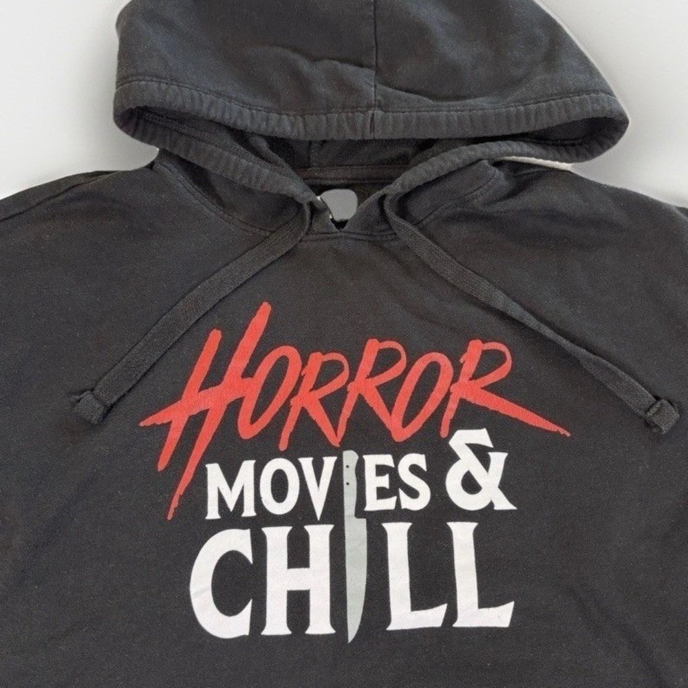 Horror Movies & Chill Black Graphic Hoodie Womens Large Spooky Goth Dark Slasher